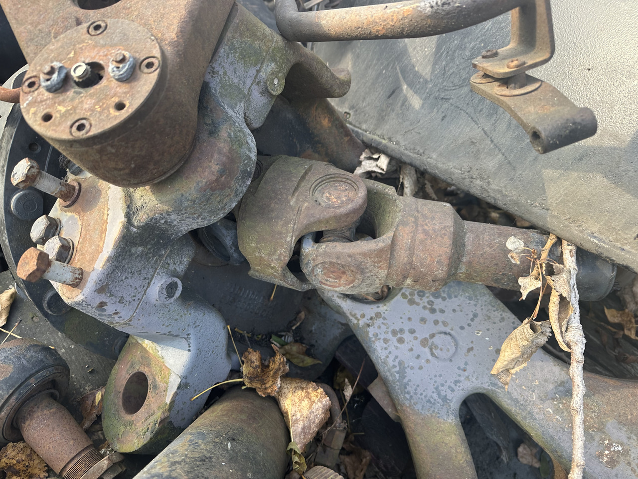 Fendt 939 Vario TMS zwrotnica zwolnica półoś Piasta wahacz - Stupica - Žemės ūkio technika: foto 5 Fendt 939 Vario TMS zwrotnica zwolnica półoś Piasta wahacz - Stupica - Žemės ūkio technika: foto 5