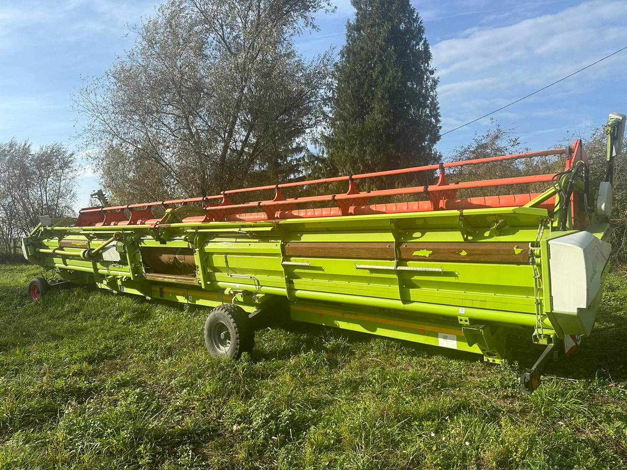 HEDER ZBOŻOWY CLAAS VARIO 1200 z 2013 roku - Grūdų pjaunamoji: foto 2 HEDER ZBOŻOWY CLAAS VARIO 1200 z 2013 roku - Grūdų pjaunamoji: foto 2