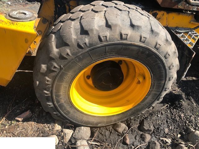 JCB 531-70 - Felga 16x24 - Ratlankis - Krovimo technika: foto 2 JCB 531-70 - Felga 16x24 - Ratlankis - Krovimo technika: foto 2