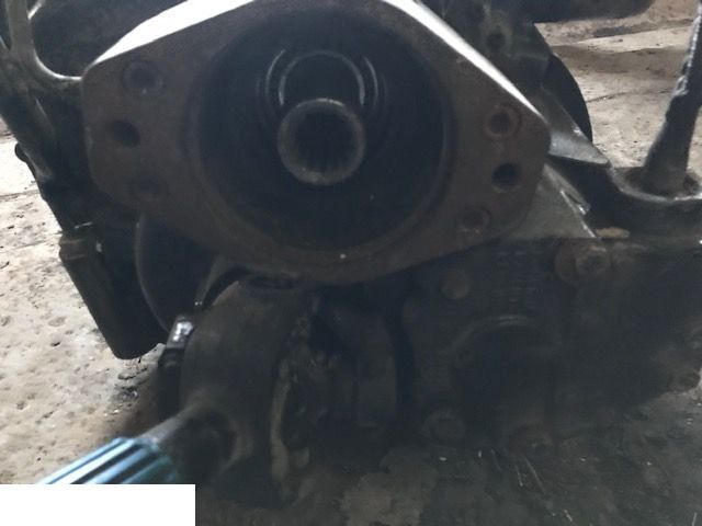 JCB Skrzynia Powershift 6 Biegów - Części - Pavarų dėžė - Žemės ūkio technika: foto 2 JCB Skrzynia Powershift 6 Biegów - Części - Pavarų dėžė - Žemės ūkio technika: foto 2