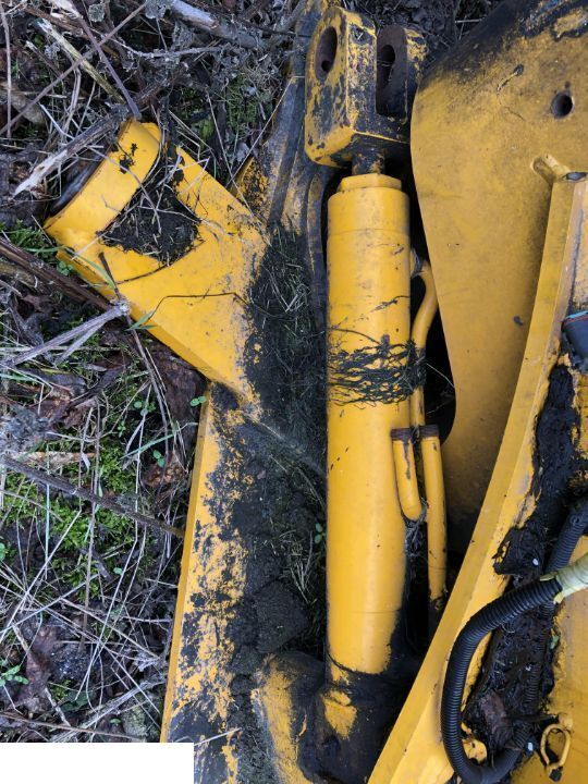 JCB TM 300 Siłownik Podnoszenia Ramienia Wysuwu Ramienia Siłownik Skrętu Ramię - Hidraulinis cilindras - Teleskopinis krautuvas: foto 3 JCB TM 300 Siłownik Podnoszenia Ramienia Wysuwu Ramienia Siłownik Skrętu Ramię - Hidraulinis cilindras - Teleskopinis krautuvas: foto 3