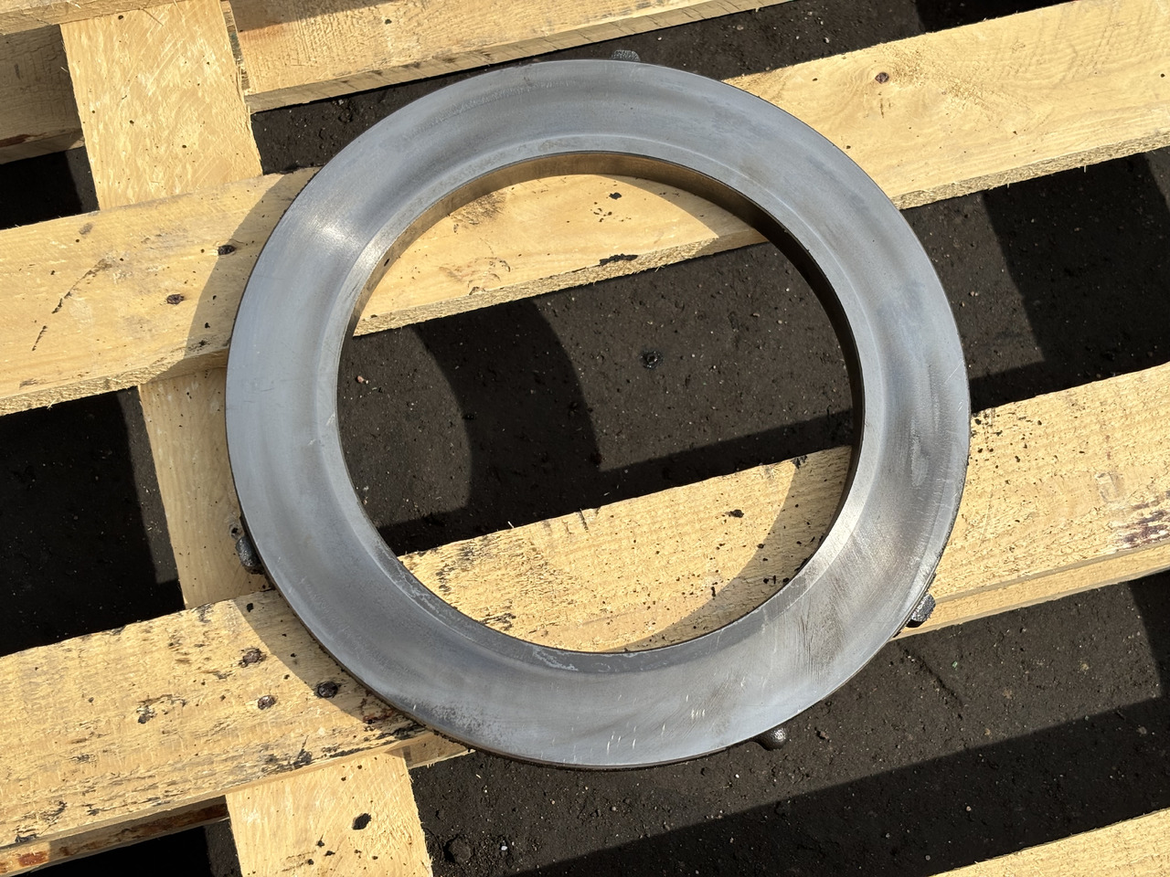 John Deere 6630 Tarcza Płytka Hamulcowa L114053 - Stabdžių diskai - Žemės ūkio technika: foto 3 John Deere 6630 Tarcza Płytka Hamulcowa L114053 - Stabdžių diskai - Žemės ūkio technika: foto 3