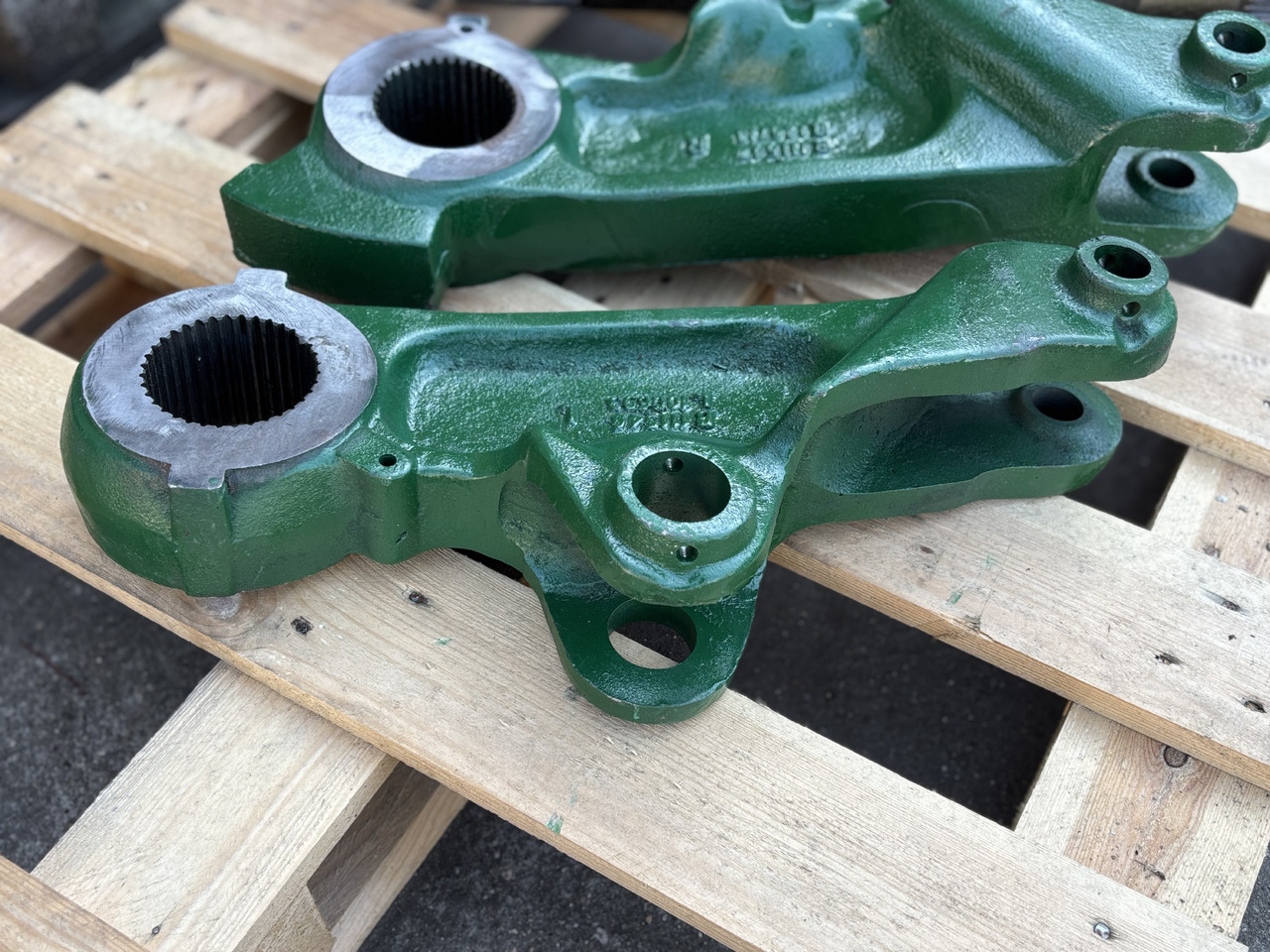 John Deere 6800 6900 7000 Wałek + ramiona podnośnika komplet R126713 L100694 - Reaktyvinė traukė - Žemės ūkio technika: foto 5 John Deere 6800 6900 7000 Wałek + ramiona podnośnika komplet R126713 L100694 - Reaktyvinė traukė - Žemės ūkio technika: foto 5