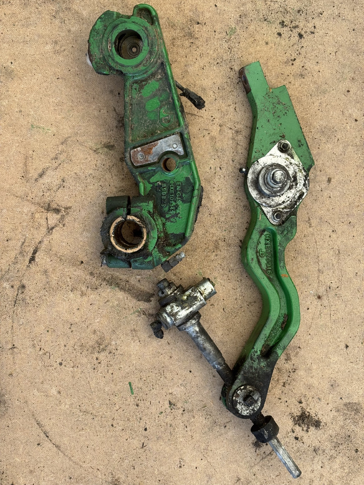 John Deere 8200 8600 9600 9800 Dźwignia HXE125916 HXE101345 - Vairavimo sistema - Žemės ūkio technika: foto 2 John Deere 8200 8600 9600 9800 Dźwignia HXE125916 HXE101345 - Vairavimo sistema - Žemės ūkio technika: foto 2