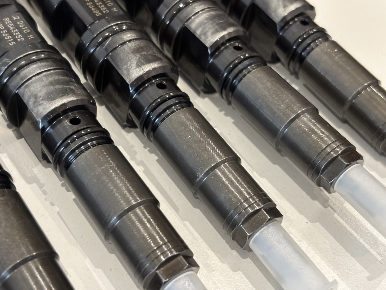 John Deere 9.0L HPCR RE543352 Wtryskiwacz Wtryskiwacze 095000-0610 RE543605 0610 PO REGENERACJI - Purkštukas - Žemės ūkio technika: foto 4 John Deere 9.0L HPCR RE543352 Wtryskiwacz Wtryskiwacze 095000-0610 RE543605 0610 PO REGENERACJI - Purkštukas - Žemės ūkio technika: foto 4