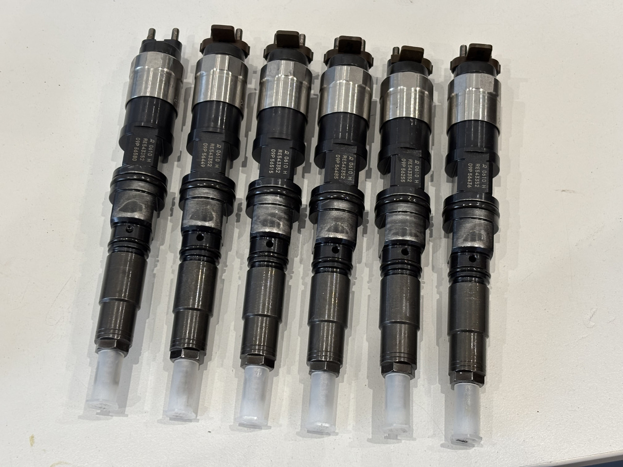 John Deere 9.0L HPCR RE543352 Wtryskiwacz Wtryskiwacze 095000-0610 RE543605 0610 PO REGENERACJI - Purkštukas - Žemės ūkio technika: foto 1 John Deere 9.0L HPCR RE543352 Wtryskiwacz Wtryskiwacze 095000-0610 RE543605 0610 PO REGENERACJI - Purkštukas - Žemės ūkio technika: foto 1