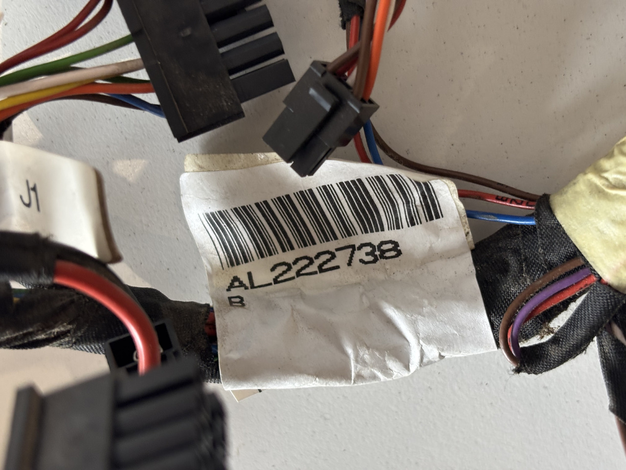 John Deere Wiązka Elektronika Kabli Podłokietnika NGOI MFTC AL222738 - Kabeliai/ Laidai - Žemės ūkio technika: foto 5 John Deere Wiązka Elektronika Kabli Podłokietnika NGOI MFTC AL222738 - Kabeliai/ Laidai - Žemės ūkio technika: foto 5