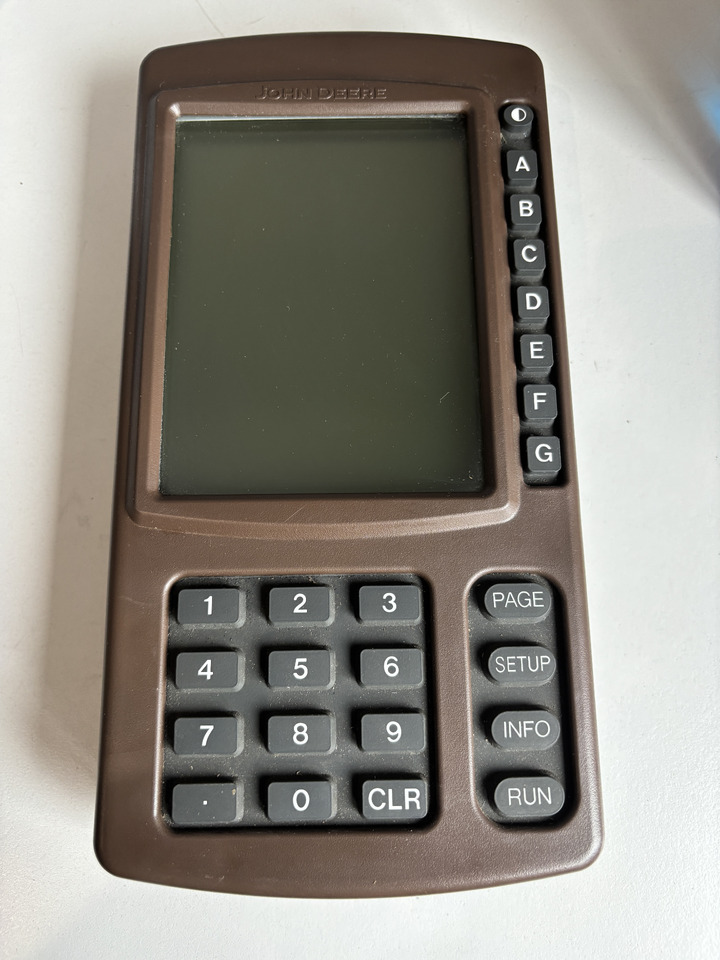 John Deere kombajn - monitor terminal GreenStar™ PF80444 PF90423 - Kabina ir interjeras - Kombainas: foto 1 John Deere kombajn - monitor terminal GreenStar™ PF80444 PF90423 - Kabina ir interjeras - Kombainas: foto 1