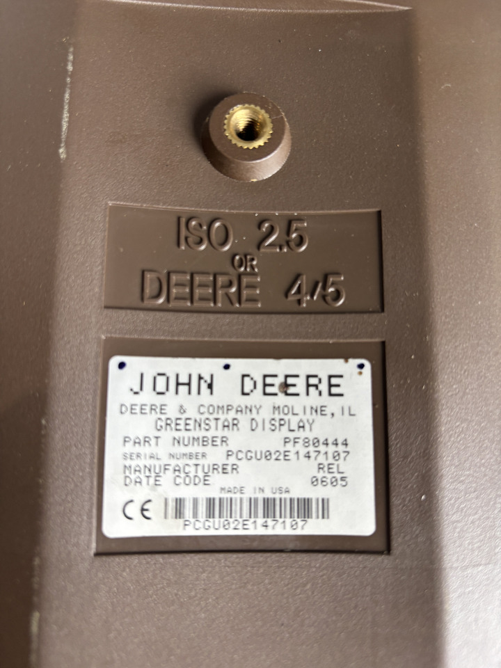 John Deere kombajn - monitor terminal GreenStar™ PF80444 PF90423 - Kabina ir interjeras - Kombainas: foto 2 John Deere kombajn - monitor terminal GreenStar™ PF80444 PF90423 - Kabina ir interjeras - Kombainas: foto 2