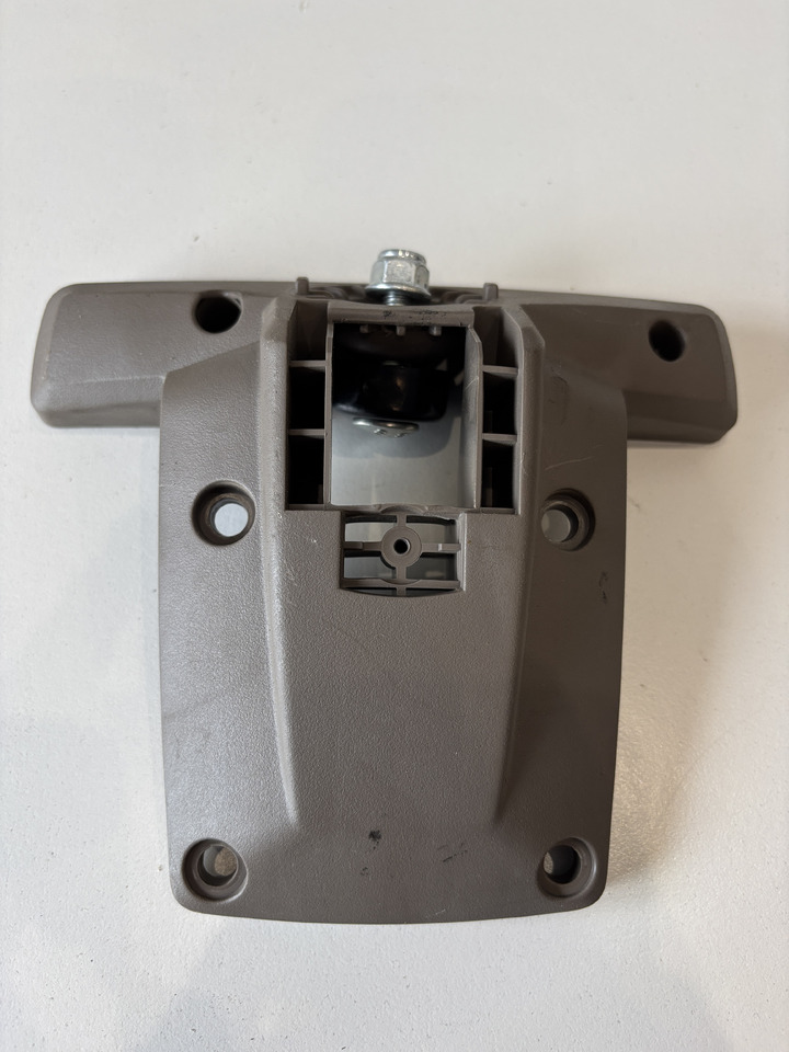 John Deere seria 6000 7000 8000 R - podstawa monitora wyświetlacza R562957 - Kabina ir interjeras - Žemės ūkio technika: foto 1 John Deere seria 6000 7000 8000 R - podstawa monitora wyświetlacza R562957 - Kabina ir interjeras - Žemės ūkio technika: foto 1