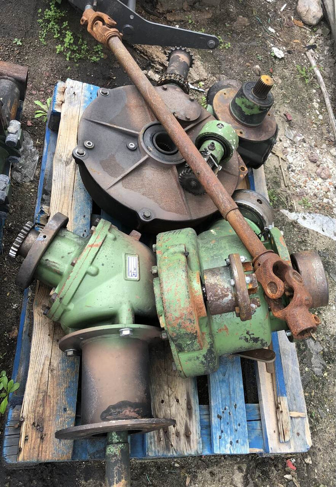 KRONE-prasa Big Pack/Krone- rotor iglica przekładnia - Transmisija - Žemės ūkio technika: foto 1 KRONE-prasa Big Pack/Krone- rotor iglica przekładnia - Transmisija - Žemės ūkio technika: foto 1