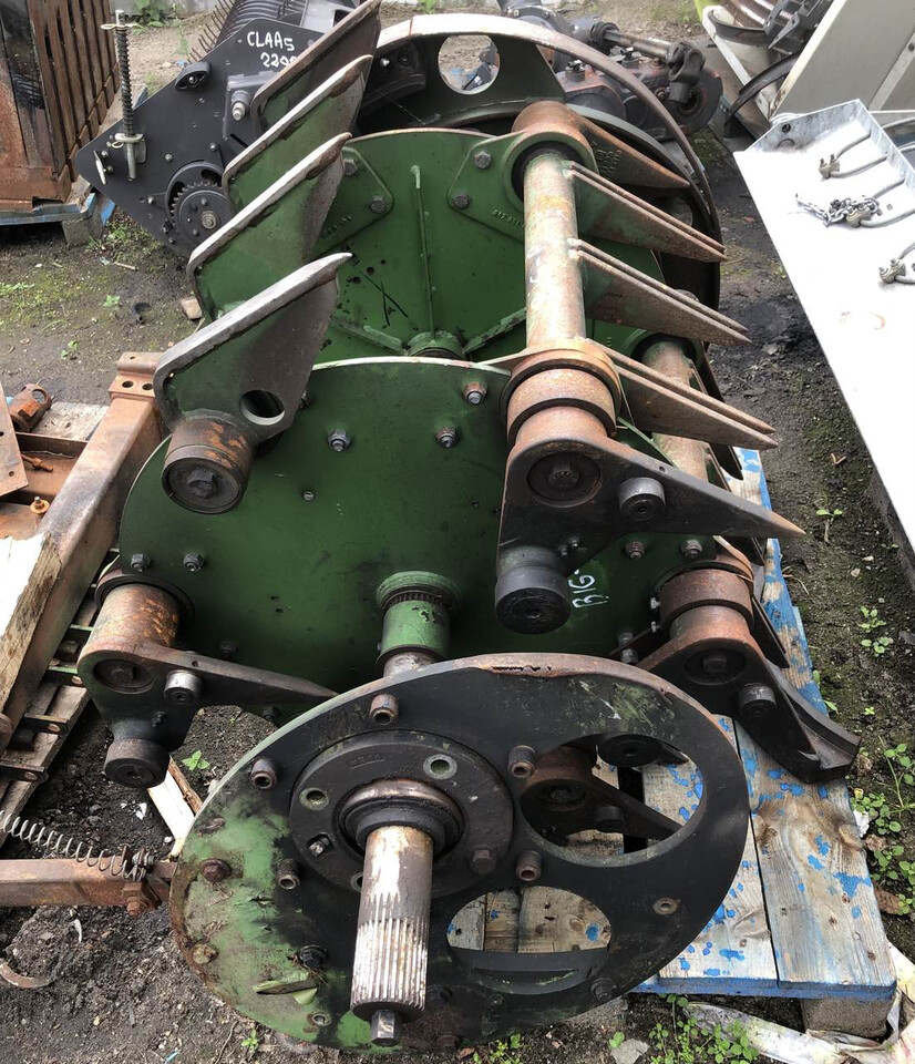 KRONE-prasa Big Pack/Krone- rotor iglica przekładnia - Transmisija - Žemės ūkio technika: foto 3 KRONE-prasa Big Pack/Krone- rotor iglica przekładnia - Transmisija - Žemės ūkio technika: foto 3