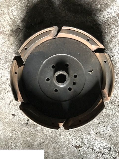 Koło Zamachowe - Massey Ferguson 3819666M91 Landini 742106M91 Perkins 41117084 - Smagratis - Žemės ūkio technika: foto 2 Koło Zamachowe - Massey Ferguson 3819666M91 Landini 742106M91 Perkins 41117084 - Smagratis - Žemės ūkio technika: foto 2