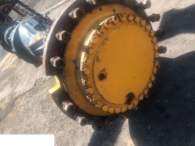 Liebherr L564 - Most Napędowy Tylny Wkład Mostu Zwolnica Półoś Obudowa Mostu - Galinė ašis - Statybinė technika: foto 2 Liebherr L564 - Most Napędowy Tylny Wkład Mostu Zwolnica Półoś Obudowa Mostu - Galinė ašis - Statybinė technika: foto 2