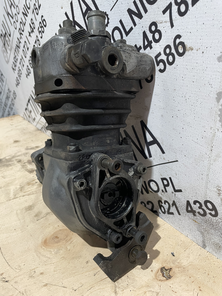 Kompresorius - Žemės ūkio technika MAN Fendt - kompresor powietrza spręźarka Knorr LK3826 F926880010010 51.54101-9231: foto 7 Kompresorius - Žemės ūkio technika MAN Fendt - kompresor powietrza spręźarka Knorr LK3826 F926880010010 51.54101-9231: foto 7