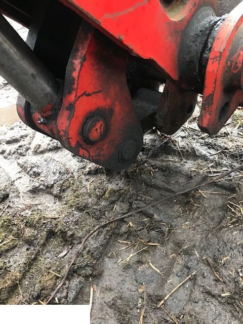 Manitou 626 Siłownik Wychyłu Łyźki - Hidraulinis cilindras - Statybinė technika: foto 4 Manitou 626 Siłownik Wychyłu Łyźki - Hidraulinis cilindras - Statybinė technika: foto 4