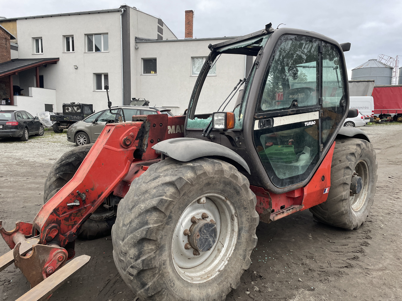 Manitou MLT 634 - lampa przednia - Priekinis žibintas - Krovimo technika: foto 1 Manitou MLT 634 - lampa przednia - Priekinis žibintas - Krovimo technika: foto 1
