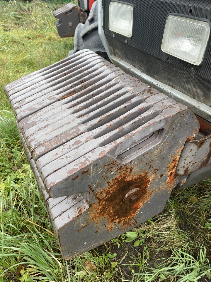 Massey Fergusson - obciążnik walizkowy balast 45kg - Atsvara - Žemės ūkio technika: foto 1 Massey Fergusson - obciążnik walizkowy balast 45kg - Atsvara - Žemės ūkio technika: foto 1