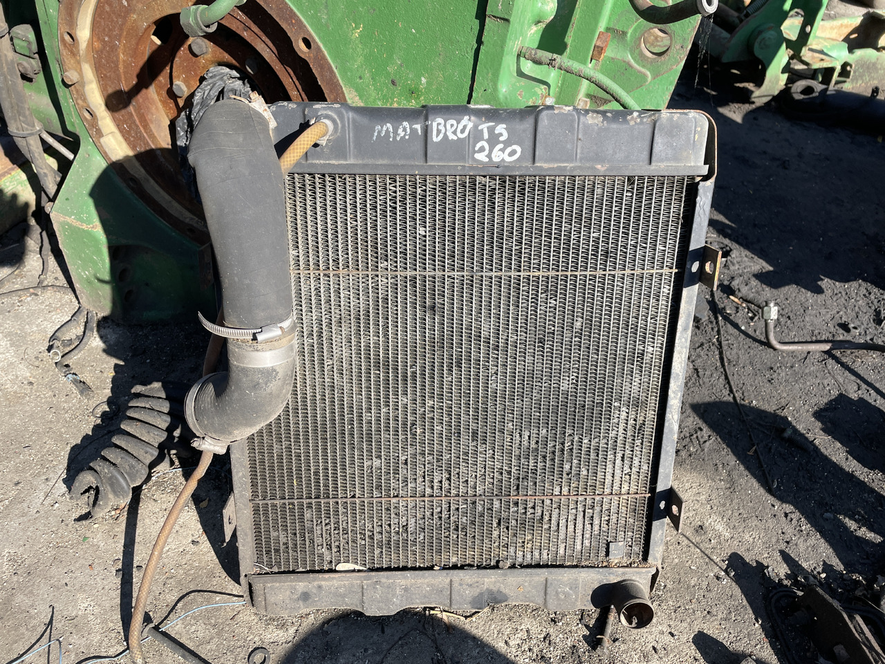 Matbro TS260 - chłodnica - Aušinimo sistema - Teleskopinis krautuvas: foto 1 Matbro TS260 - chłodnica - Aušinimo sistema - Teleskopinis krautuvas: foto 1