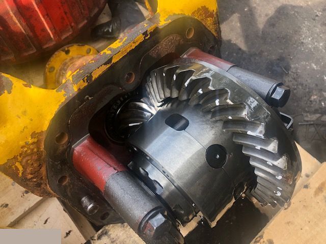 Matbro Wkład Mostu 9x33 - Carraro 26.21 - Diferencialas - Žemės ūkio technika: foto 1 Matbro Wkład Mostu 9x33 - Carraro 26.21 - Diferencialas - Žemės ūkio technika: foto 1