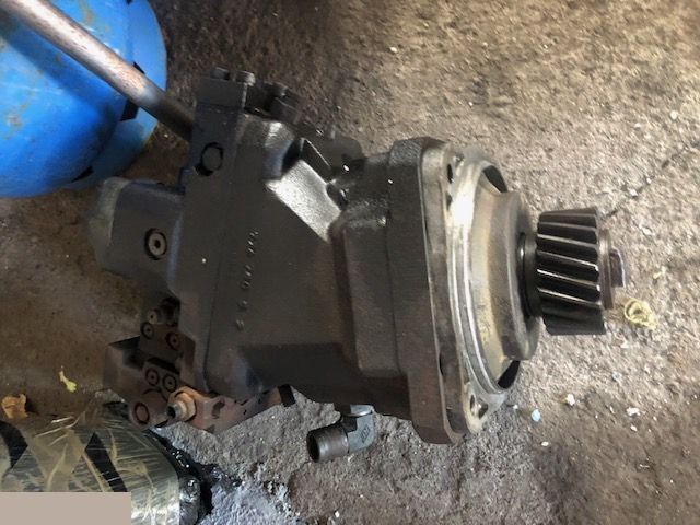 Merlo - Silnik Jazdy Hydromotor - Hidraulinis variklis - Žemės ūkio technika: foto 1 Merlo - Silnik Jazdy Hydromotor - Hidraulinis variklis - Žemės ūkio technika: foto 1