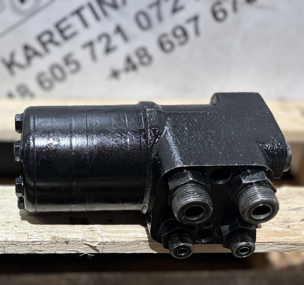 New Holland Orbitrol T6070 T6080 T6090 T7060 T7070 CASE Puma 47136607 - Stiprintuvo siurblys - Žemės ūkio technika: foto 1 New Holland Orbitrol T6070 T6080 T6090 T7060 T7070 CASE Puma 47136607 - Stiprintuvo siurblys - Žemės ūkio technika: foto 1