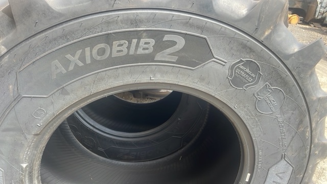 Opona Michelin 600/70r30 , 168D/165E TL Axiobib 2 - Padanga - Žemės ūkio technika: foto 4 Opona Michelin 600/70r30 , 168D/165E TL Axiobib 2 - Padanga - Žemės ūkio technika: foto 4
