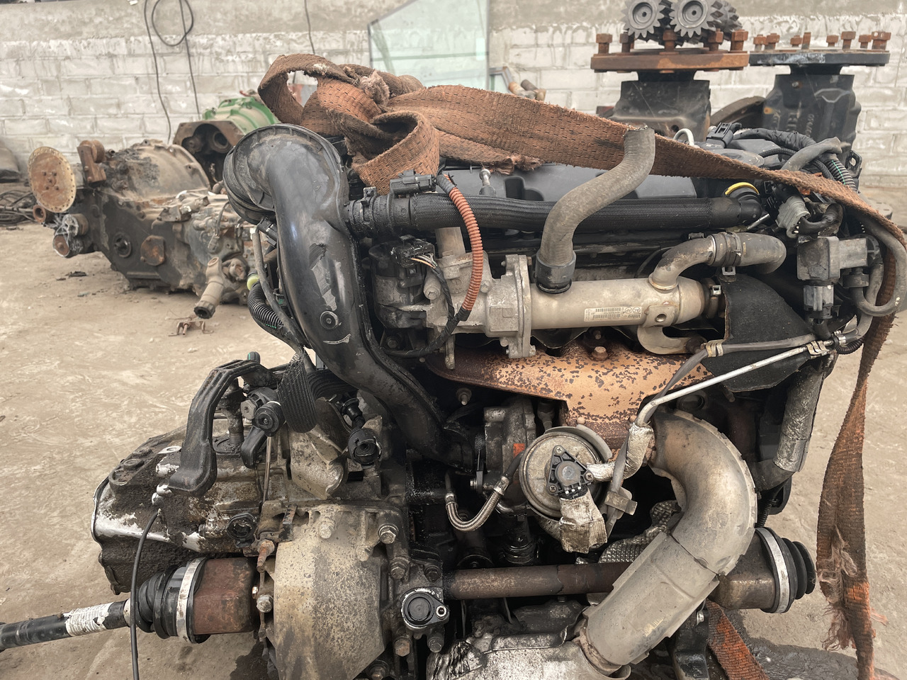 Peugeot Citroen silnik 2,0 HDI - kompletny ze skrzynią - Variklis - Lengvasis automobilis: foto 2 Peugeot Citroen silnik 2,0 HDI - kompletny ze skrzynią - Variklis - Lengvasis automobilis: foto 2