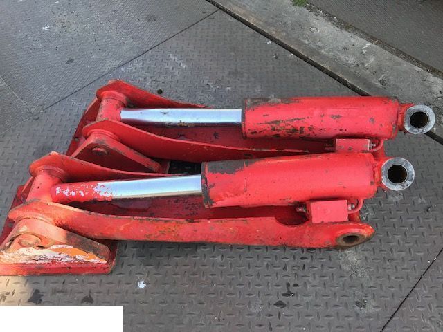 Podpory Manitou MT 1233s - Rėmas/ Važiuoklė - Krovimo technika: foto 3 Podpory Manitou MT 1233s - Rėmas/ Važiuoklė - Krovimo technika: foto 3