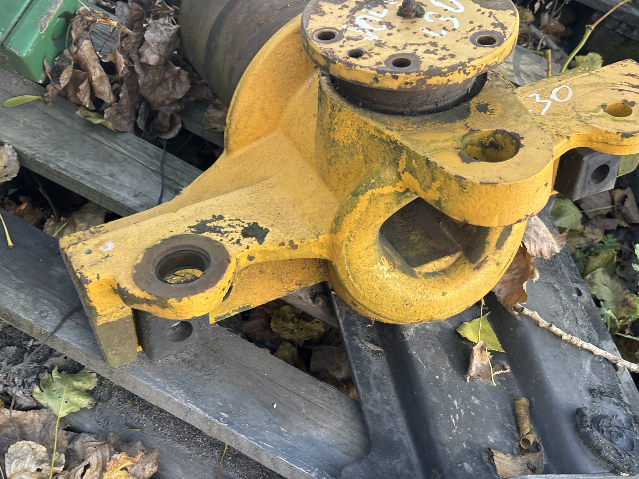 VOLVO L30 Przegub Łącznika Ramy Support Łącznik - Rėmas/ Važiuoklė - Krovimo technika: foto 2 VOLVO L30 Przegub Łącznika Ramy Support Łącznik - Rėmas/ Važiuoklė - Krovimo technika: foto 2