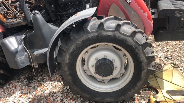 Zetor Forterra 124.41 przedni napęd kompletny - Ašis ir dalys - Žemės ūkio technika: foto 2 Zetor Forterra 124.41 przedni napęd kompletny - Ašis ir dalys - Žemės ūkio technika: foto 2