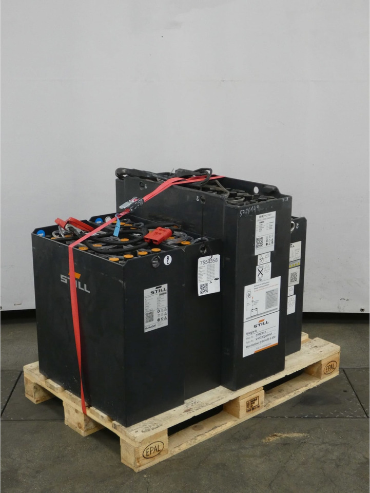 Battery Package - 4 Pcs. - Akumuliatorius - Krovimo technika: foto 1 Battery Package - 4 Pcs. - Akumuliatorius - Krovimo technika: foto 1