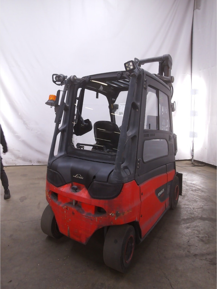 Linde E25L-01 - Elektrinis krautuvas: foto 3 Linde E25L-01 - Elektrinis krautuvas: foto 3