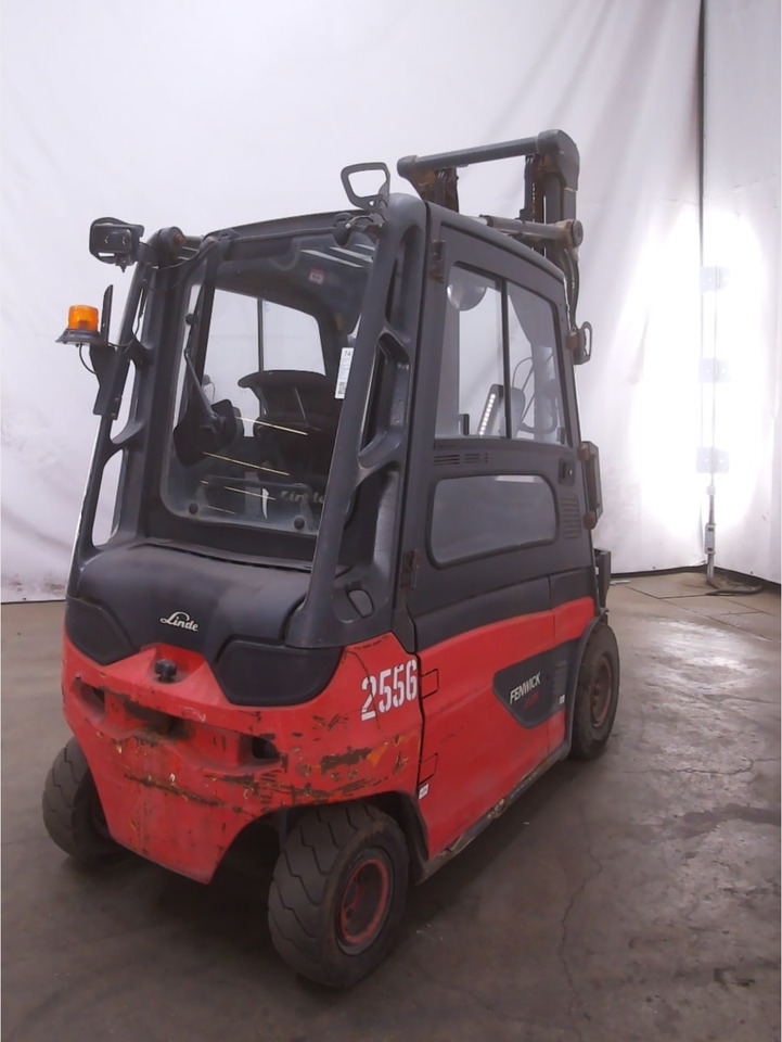 Linde E25L-01 - Elektrinis krautuvas: foto 3 Linde E25L-01 - Elektrinis krautuvas: foto 3