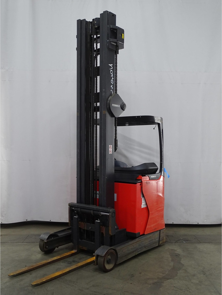 Linde R14HD - Krautuvas su šakėmis: foto 1 Linde R14HD - Krautuvas su šakėmis: foto 1