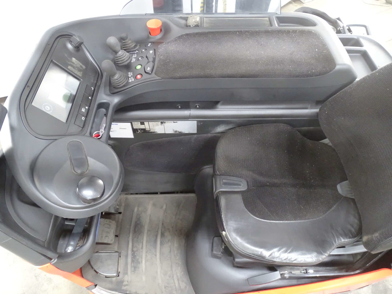 Linde R16HD-01 - Krautuvas su šakėmis: foto 4 Linde R16HD-01 - Krautuvas su šakėmis: foto 4