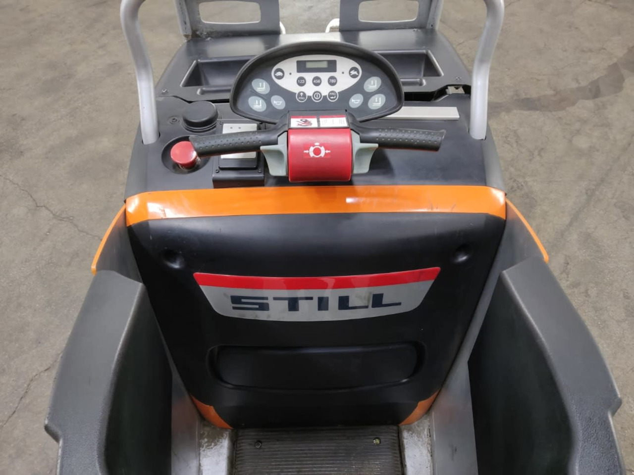 STILL EXU-S24/1600mm - Padėklų krautuvas: foto 3 STILL EXU-S24/1600mm - Padėklų krautuvas: foto 3