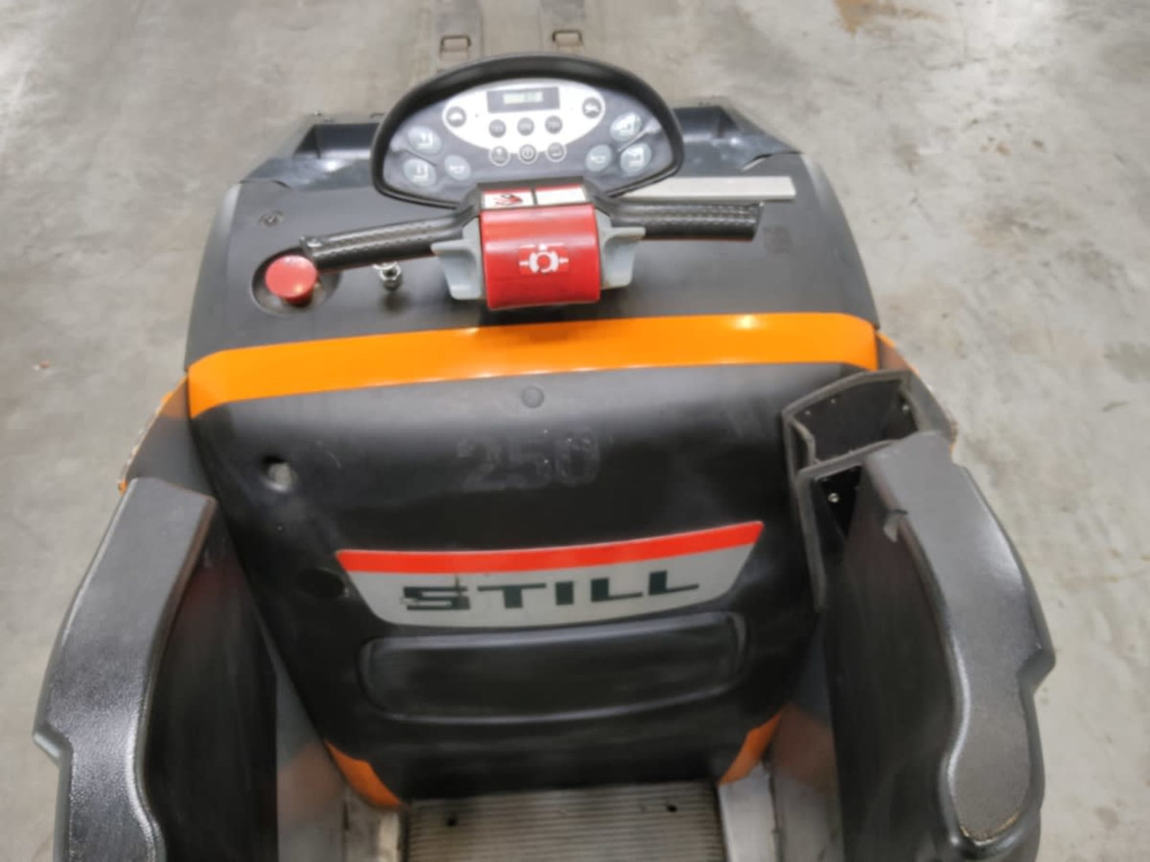 STILL EXU-S24/2400mm - Padėklų krautuvas: foto 3 STILL EXU-S24/2400mm - Padėklų krautuvas: foto 3