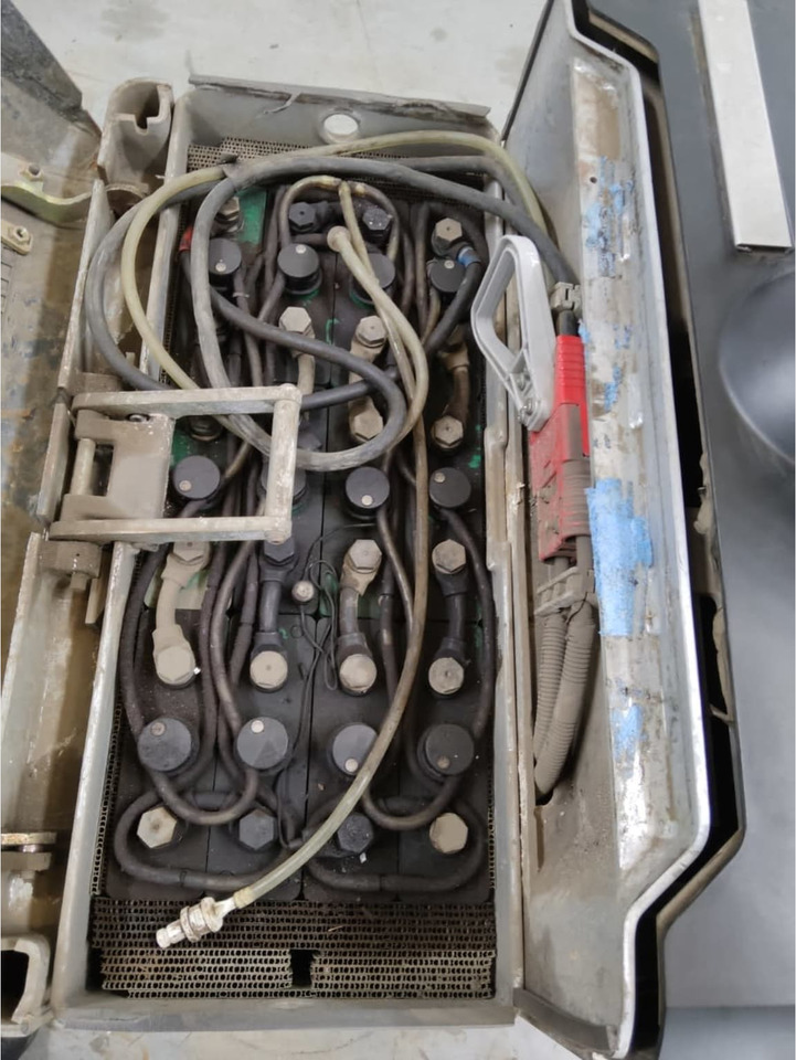 STILL EXU-S24/2400mm - Padėklų krautuvas: foto 4 STILL EXU-S24/2400mm - Padėklų krautuvas: foto 4