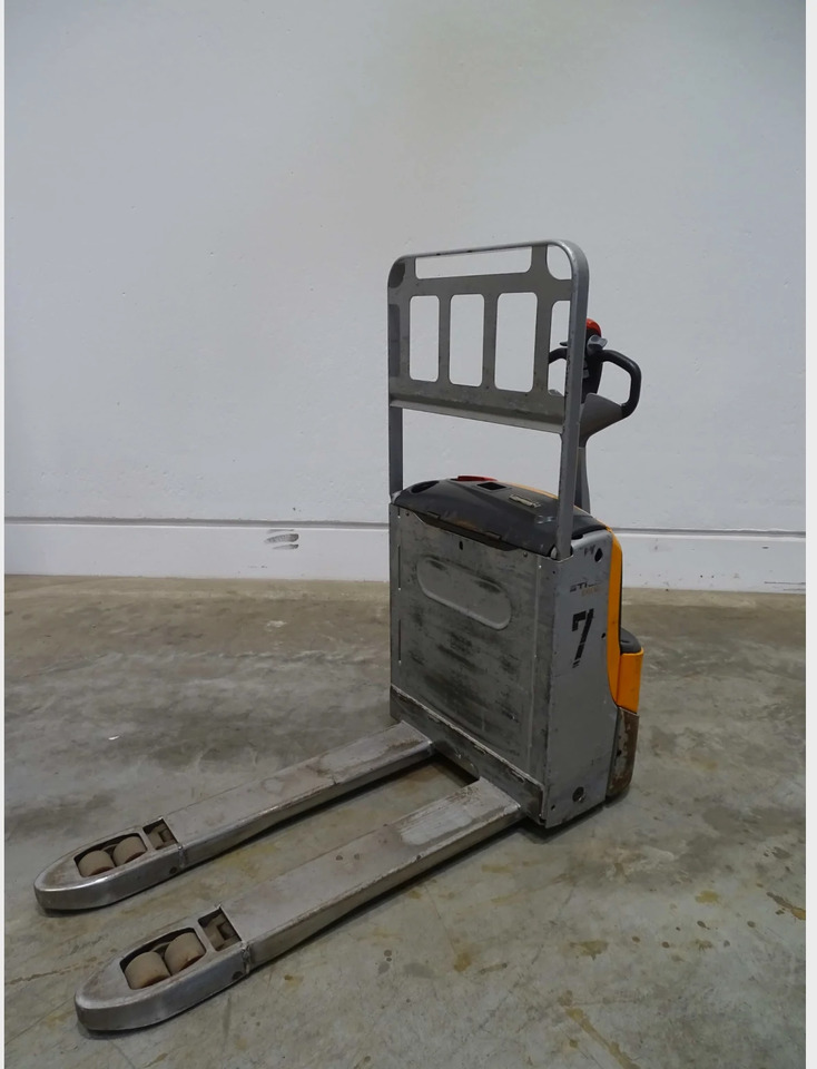 STILL EXU16 - Padėklų krautuvas: foto 1 STILL EXU16 - Padėklų krautuvas: foto 1