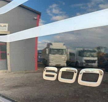 Volvo FH16-600. Euro 5 - Platforminis/ Bortinis sunkvežimis: foto 3 Volvo FH16-600. Euro 5 - Platforminis/ Bortinis sunkvežimis: foto 3