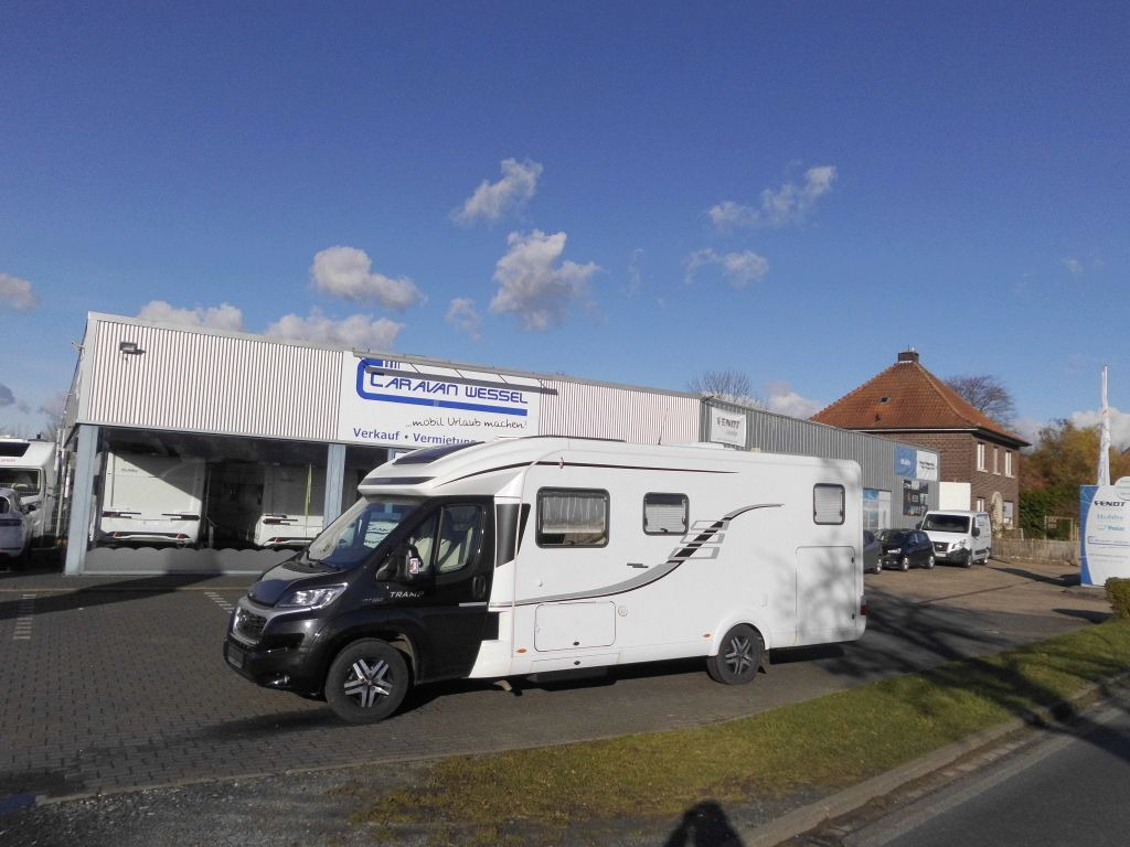 HYMER / ERIBA / HYMERCAR Tramp SL 704 Hubstützen, Solar, AHK uvm++++ - Pusiau integruotas kemperis: foto 3 HYMER / ERIBA / HYMERCAR Tramp SL 704 Hubstützen, Solar, AHK uvm++++ - Pusiau integruotas kemperis: foto 3