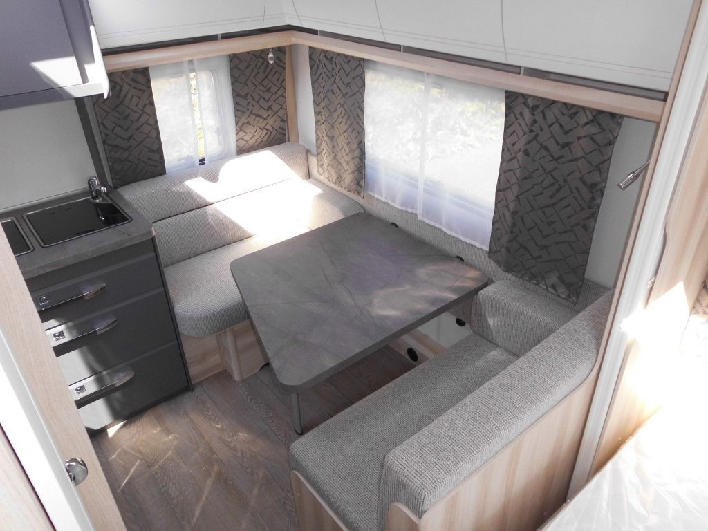 Hobby De Luxe 400 SFe 2025 1500kg. Hobby De Luxe 400 SFe Lagerabverkauf! - Prikabinamas namelis: foto 5 Hobby De Luxe 400 SFe 2025 1500kg. Hobby De Luxe 400 SFe Lagerabverkauf! - Prikabinamas namelis: foto 5