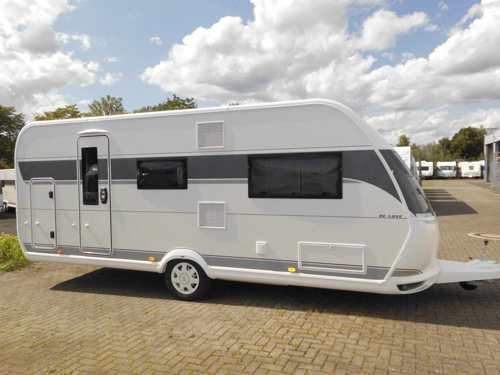 Hobby De Luxe 540 KMFe 2026 GARAGE AUTARK 1800kg. - Prikabinamas namelis: foto 1 Hobby De Luxe 540 KMFe 2026 GARAGE AUTARK 1800kg. - Prikabinamas namelis: foto 1