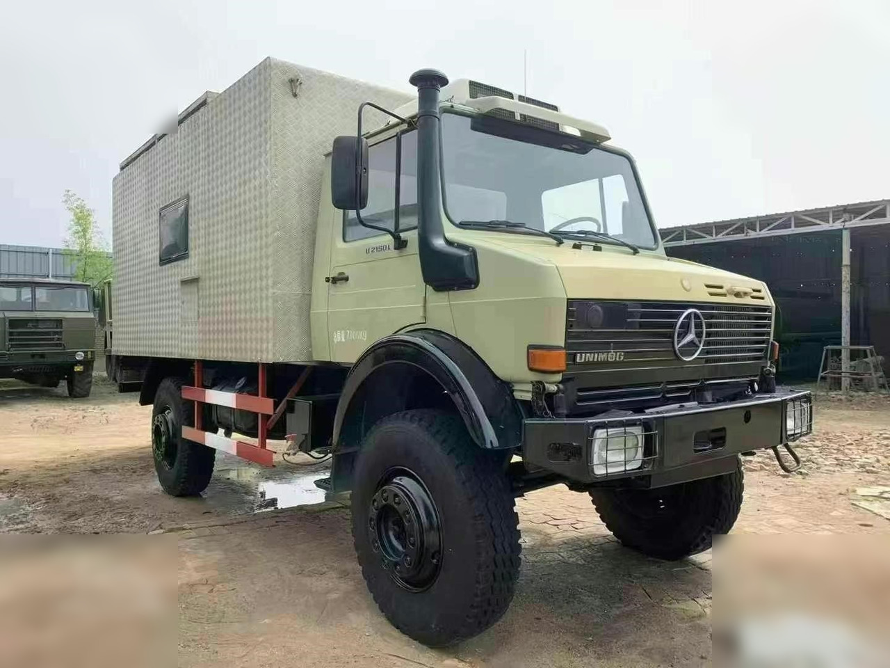 1995 MERCEDES-BENZ UNIMOG 2150 - Važiuoklės sunkvežimis: foto 2 1995 MERCEDES-BENZ UNIMOG 2150 - Važiuoklės sunkvežimis: foto 2