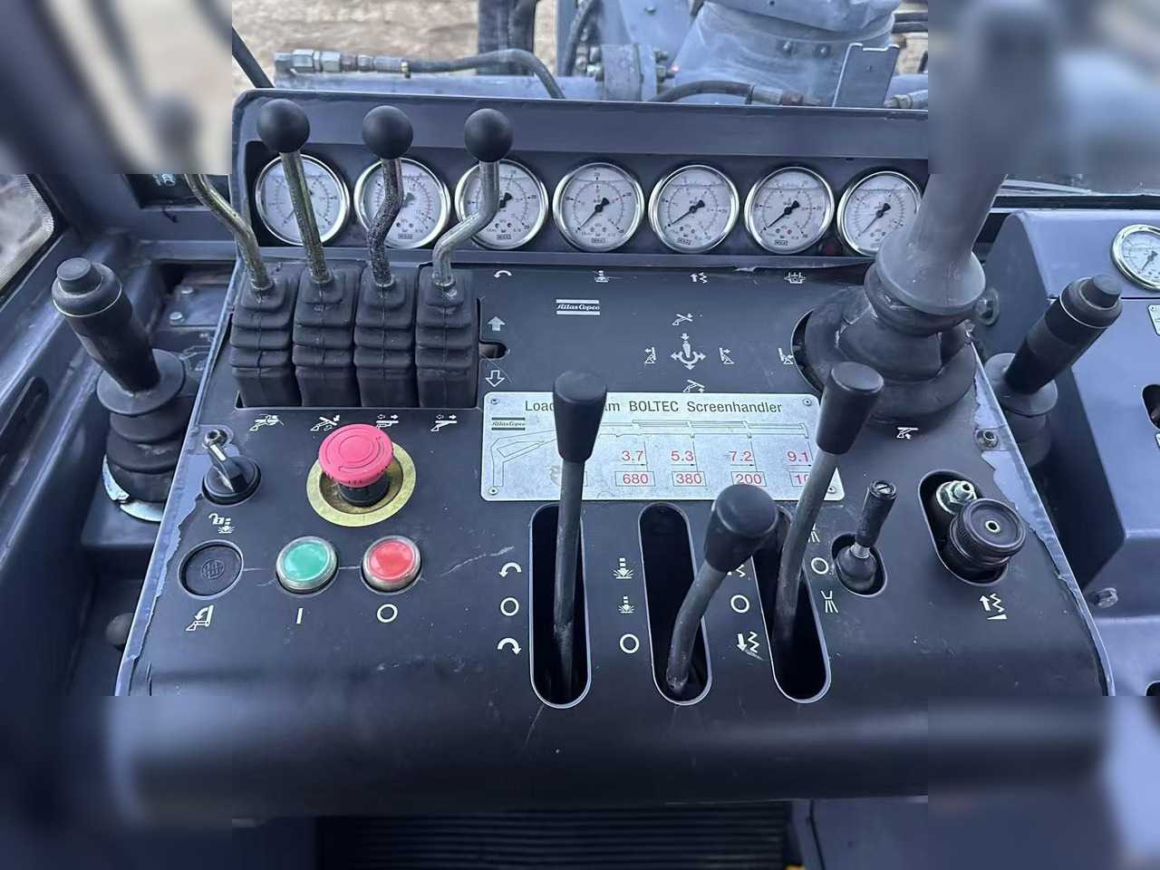 2008 ATLAS COPCO BOLTEC LC - Horizontalaus gręžimo mašinos: foto 5 2008 ATLAS COPCO BOLTEC LC - Horizontalaus gręžimo mašinos: foto 5