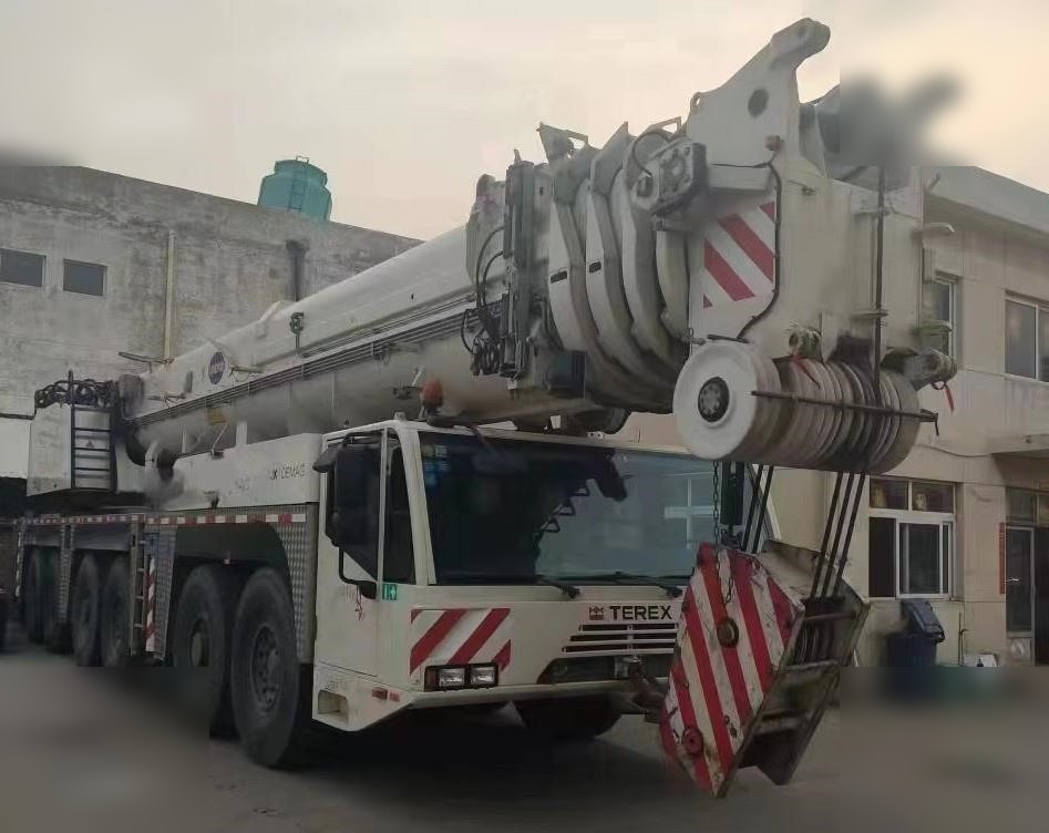 2009 DEMAG AC 350-1 - Visureigis kranas: foto 2 2009 DEMAG AC 350-1 - Visureigis kranas: foto 2