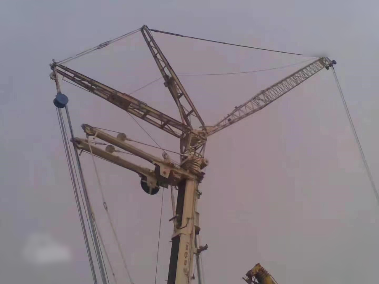 2009 DEMAG AC 350-1 - Visureigis kranas: foto 5 2009 DEMAG AC 350-1 - Visureigis kranas: foto 5