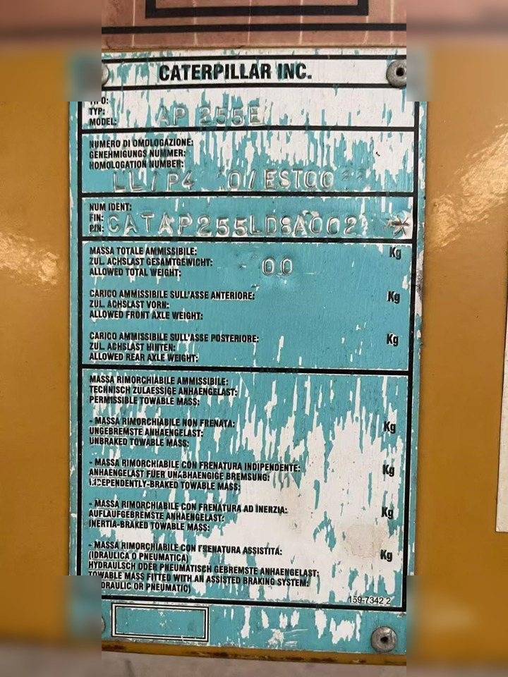 2013 CATERPILLAR AP-255E - Asfalto klotuvas: foto 4 2013 CATERPILLAR AP-255E - Asfalto klotuvas: foto 4