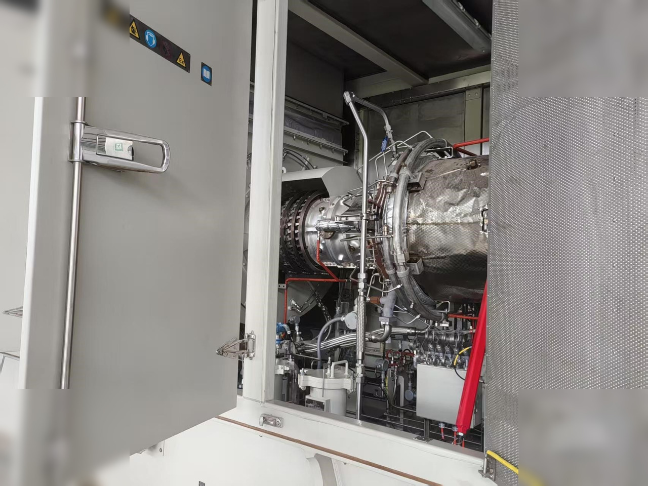 2017 SOLAR TURBINES TAURUS 70 - Statybinė įranga: foto 3 2017 SOLAR TURBINES TAURUS 70 - Statybinė įranga: foto 3